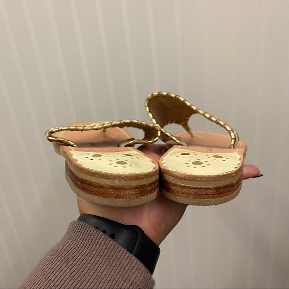 Jack Rogers Pineapple Sandal in Bone and Gold Sz 6 - Picture 5 of 11